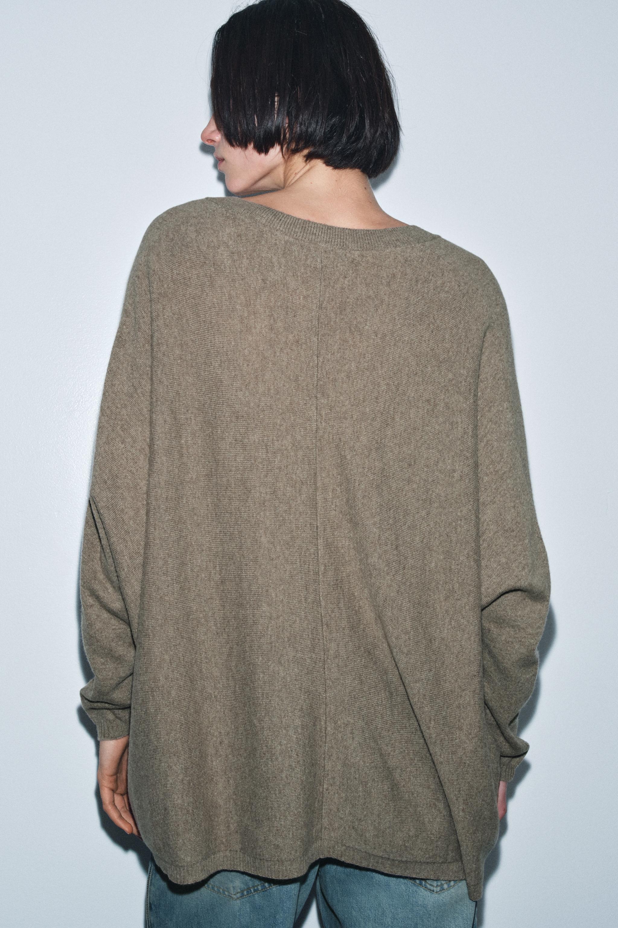 OVERSIZED WOOL JUMPER